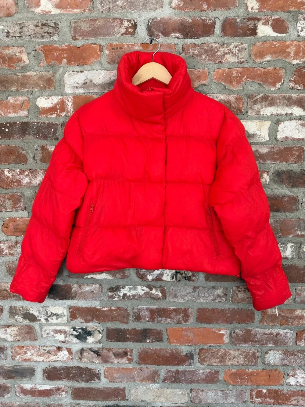Alo Yoga Gold Rush Puffer Jacket Red Cropped Boxy M